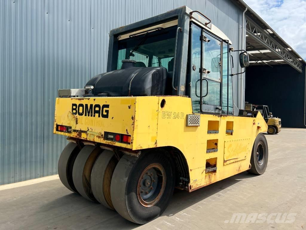 Bomag BW24R Kolesni valjarji s pnevmatikami