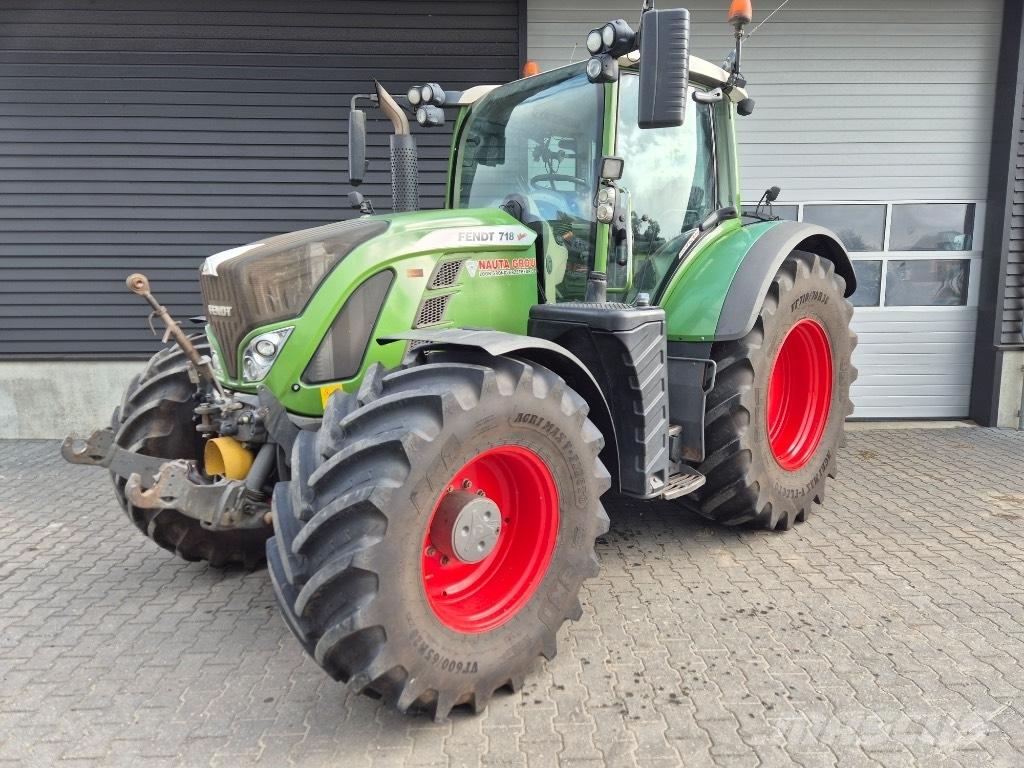 Fendt 718 Traktorji