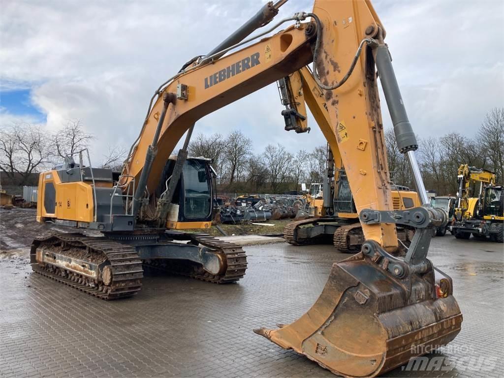 Liebherr R938 Bagri goseničarji
