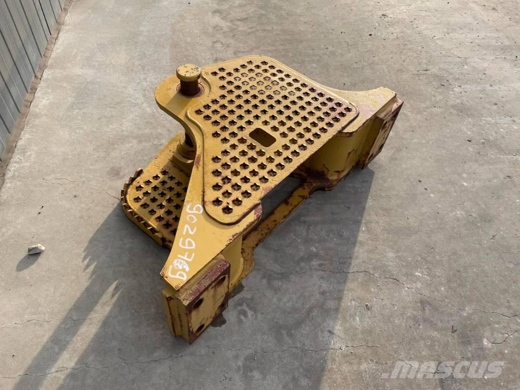 CAT D6K Zugtraverse Drugi deli