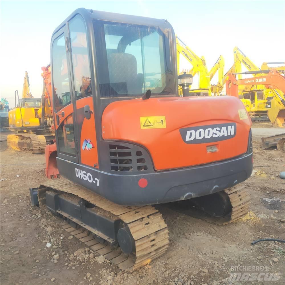 Doosan DH 60-7 Mini bagri <7t