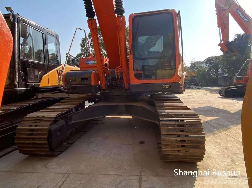 Doosan 225LC-9 Bagri goseničarji