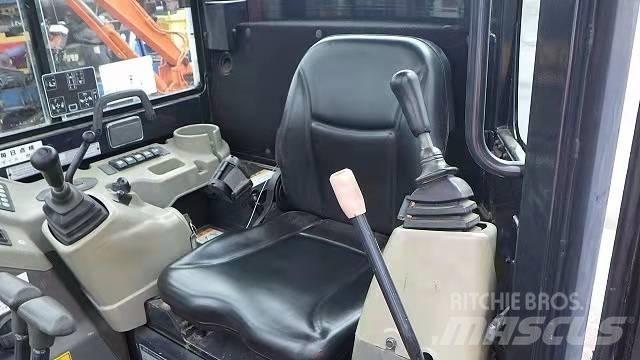 Yanmar VIO30 Bagri goseničarji