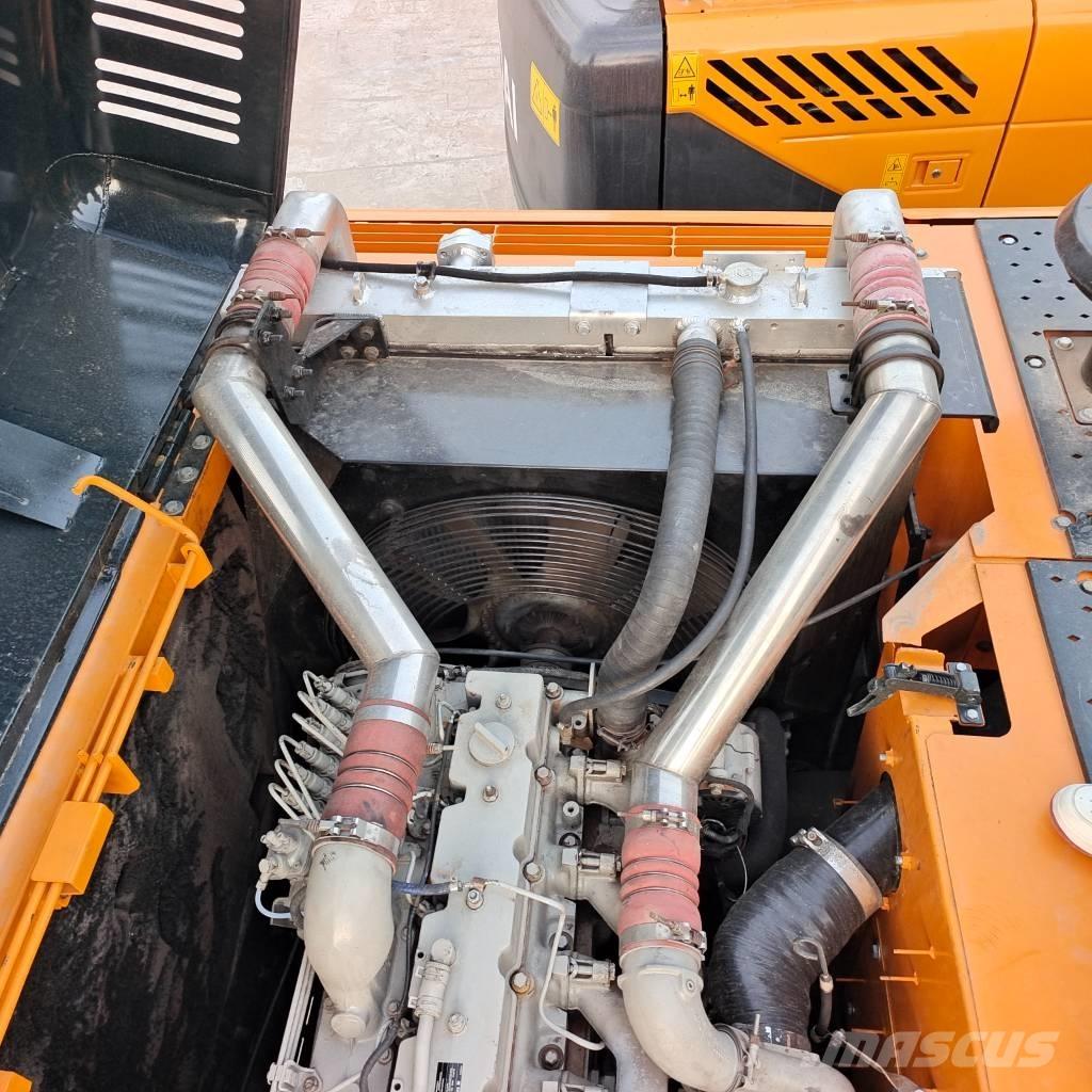 Hyundai 305LC-9 Bagri goseničarji