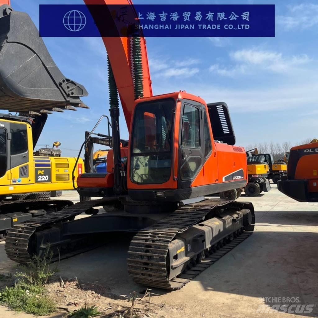 Doosan DX 300 Bagri goseničarji