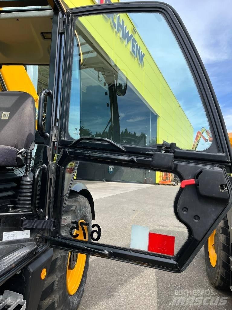 JCB 540-140 Teleskopski viličarji
