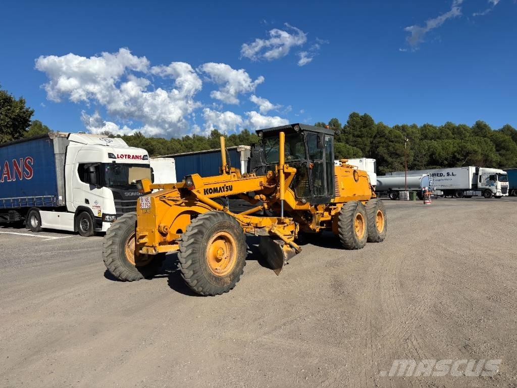 Komatsu GD 530 A Grederji