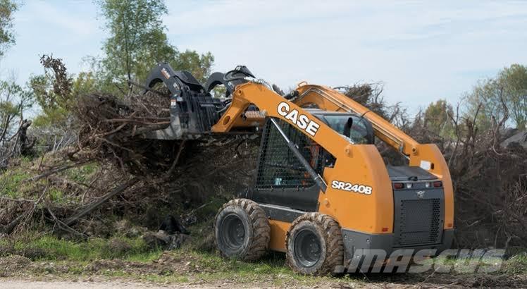 CASE SR 240 B Skid steer mini nakladalci