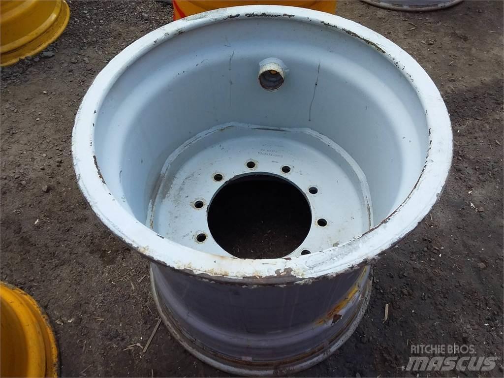 Valmet 801 24x26,5 Gume, kolesa in platišča
