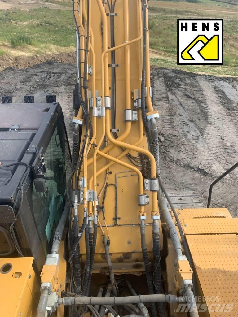 CAT rupsgraafmachine Bagri goseničarji