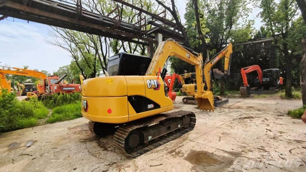 CAT 307 Bagri goseničarji