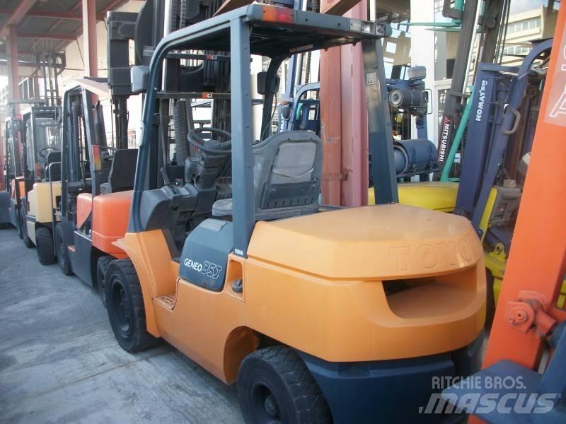 Toyota 7 FDJ 35 Dizelski viličarji