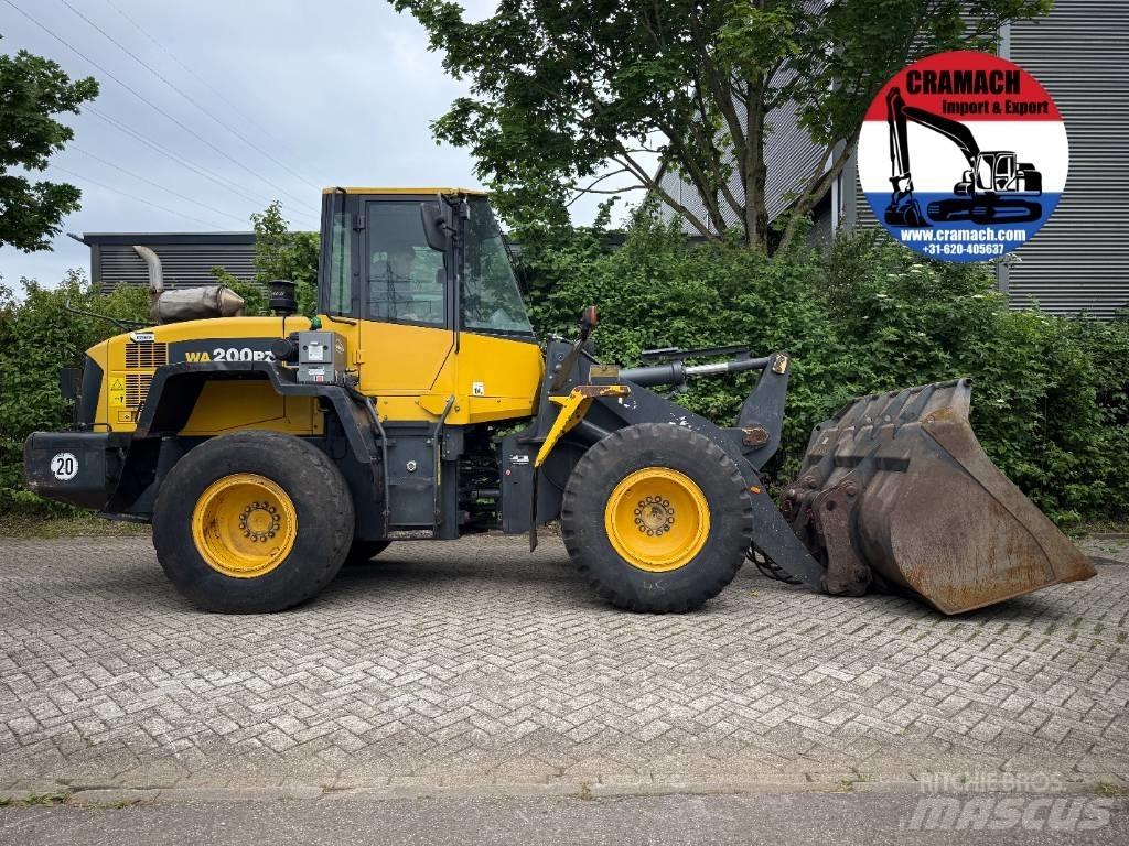 Komatsu WA 200 PZ-6 Kolesni nakladalci