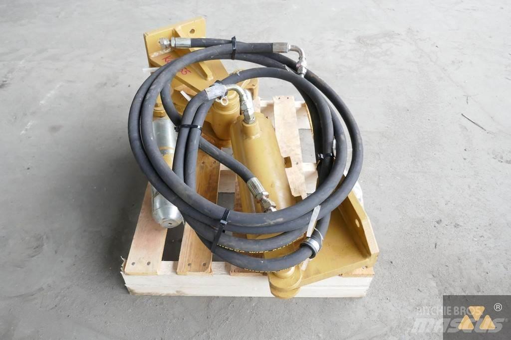 CAT D8T Pin puller Drugi deli