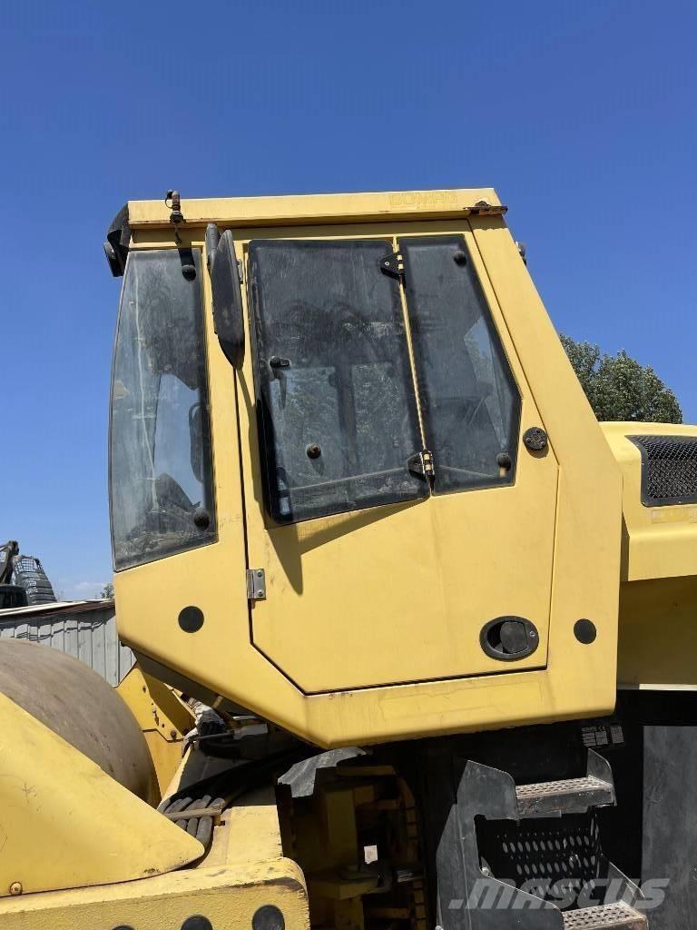 Bomag 226-4 Enojni valjarji