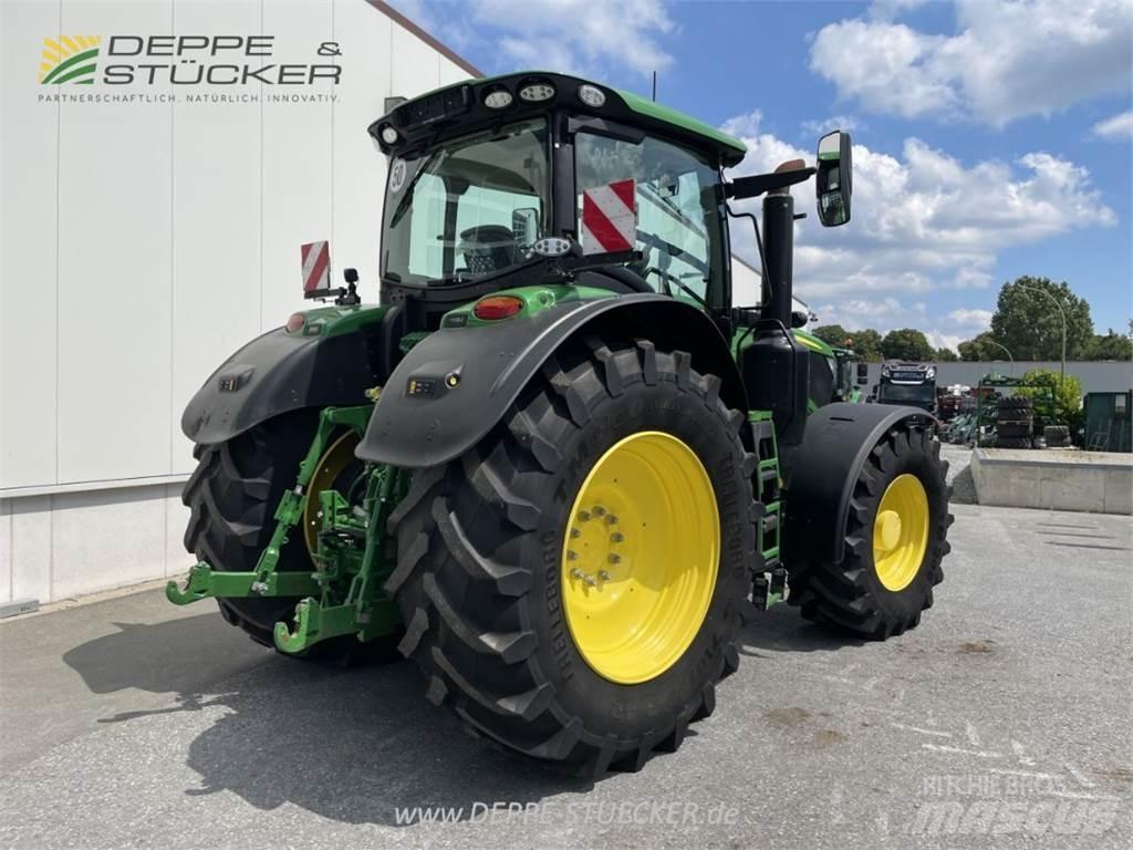 John Deere 6250R Traktorji
