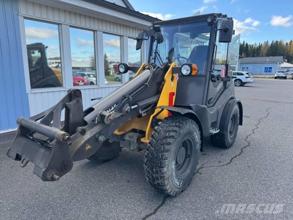 Mecalac AX 850 V Kolesni nakladalci