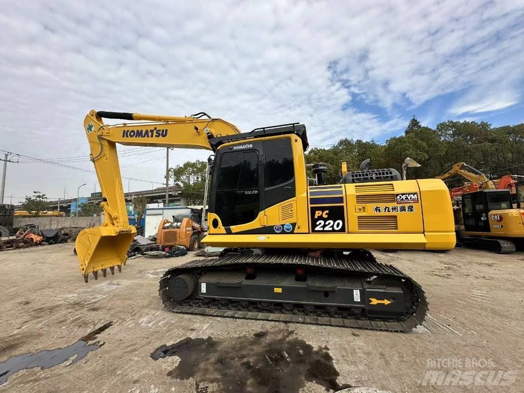 Komatsu PC 220 Bagri goseničarji