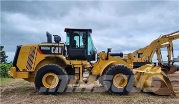 CAT 966M Kolesni nakladalci