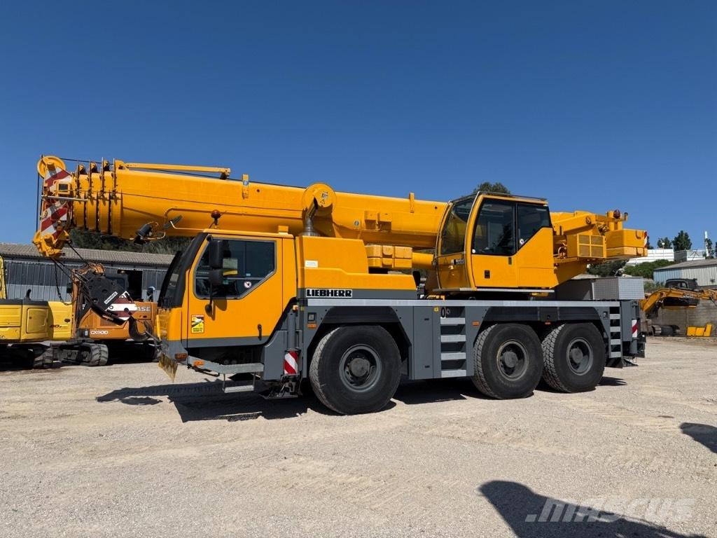 Liebherr LTM 1055 Avtodvigala