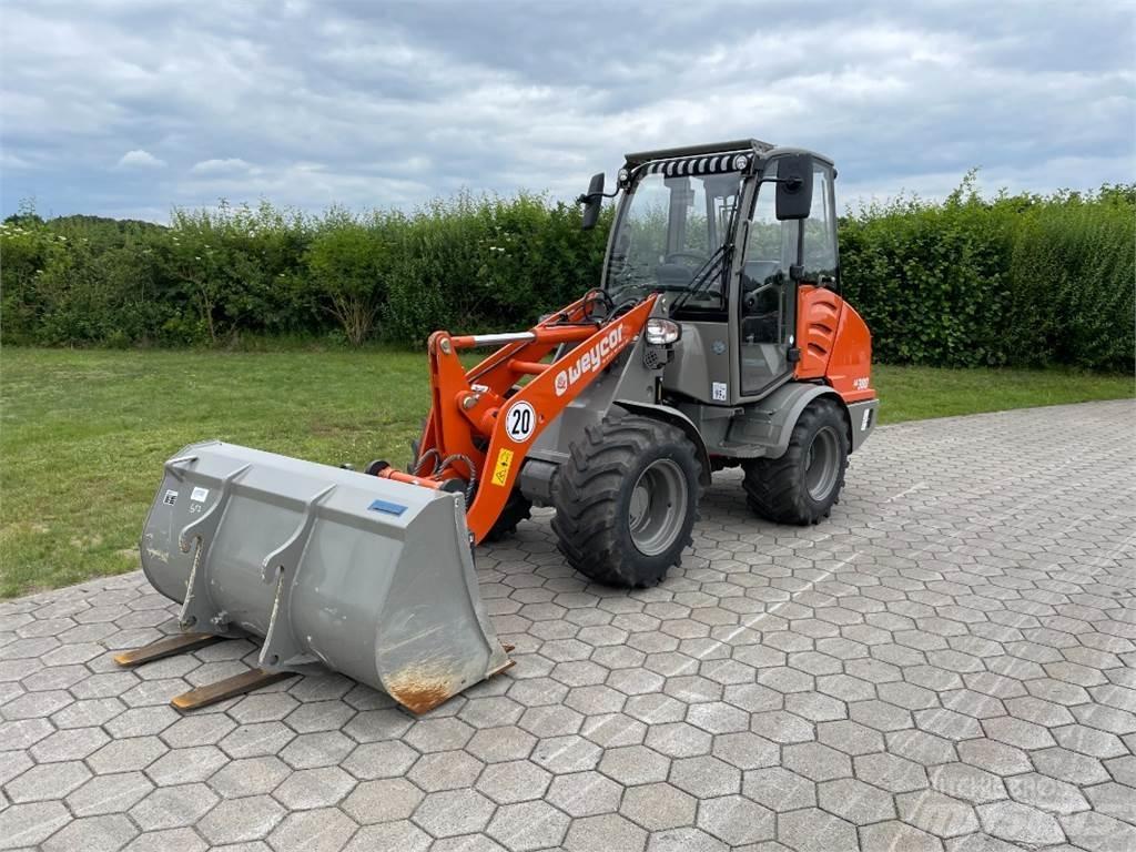 Atlas AR380 Kolesni nakladalci