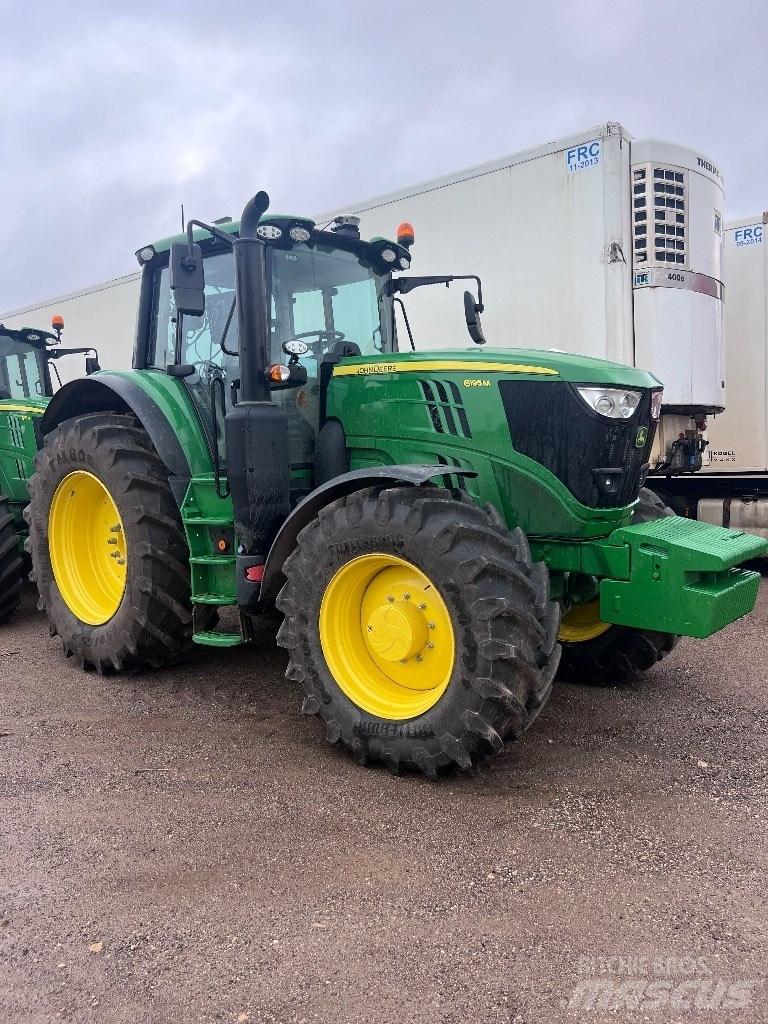 John Deere 6195M Traktorji