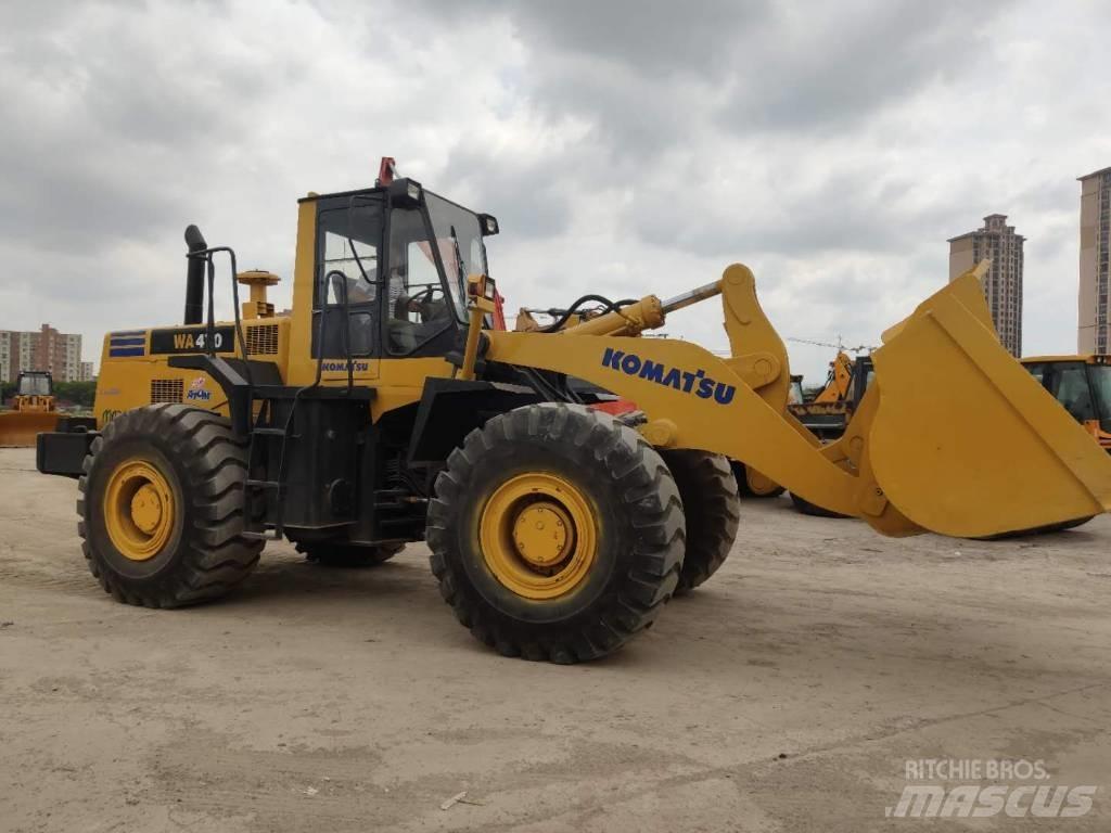 Komatsu WA470-3 Kolesni nakladalci