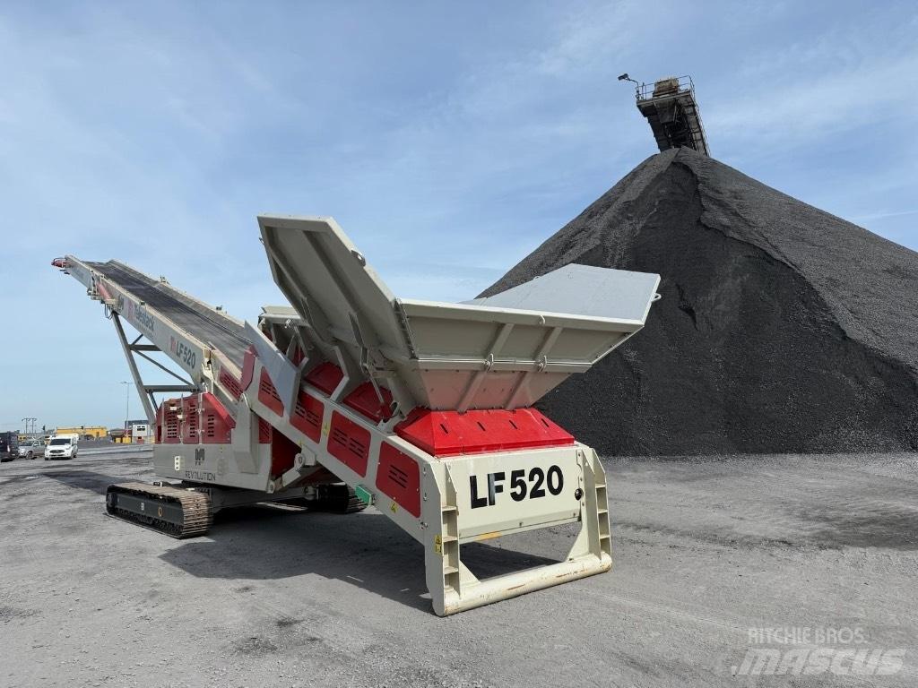 Telestack LF-520 Transportni trakovi