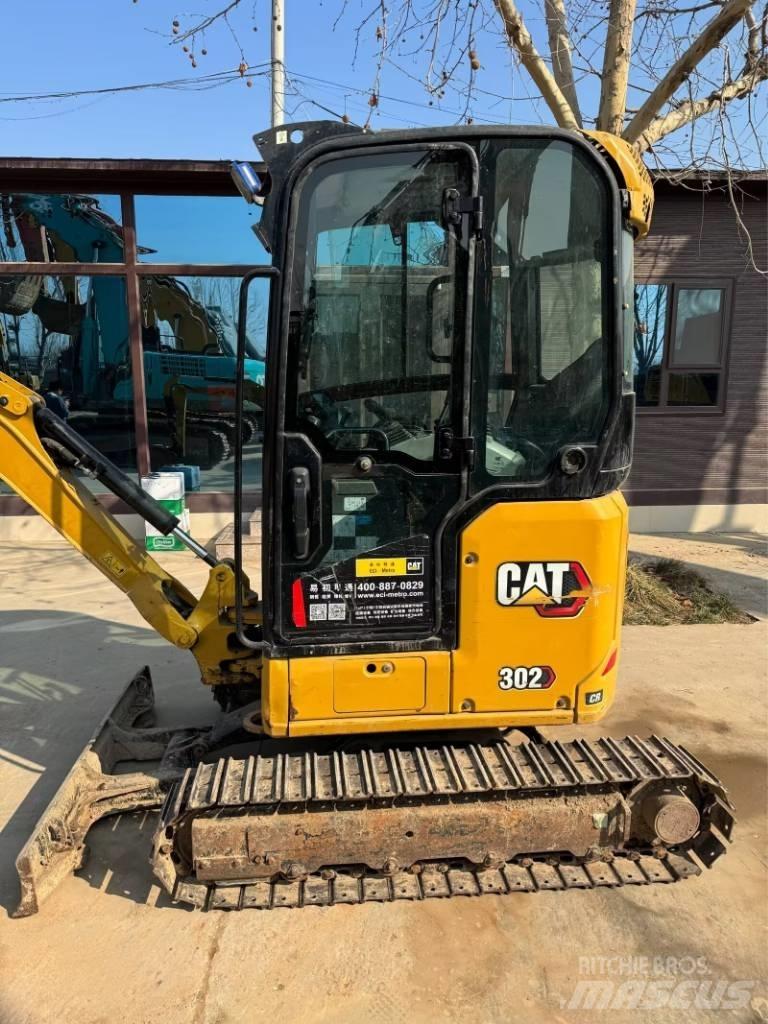 CAT 302 Bagri goseničarji