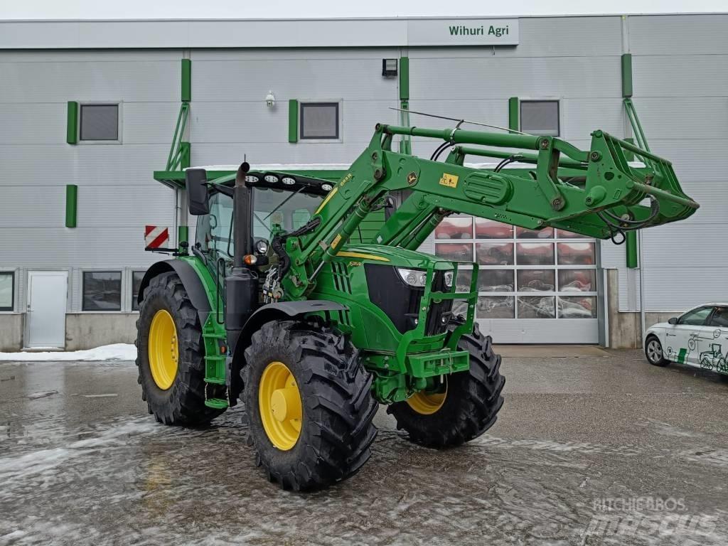 John Deere 6215 R Traktorji
