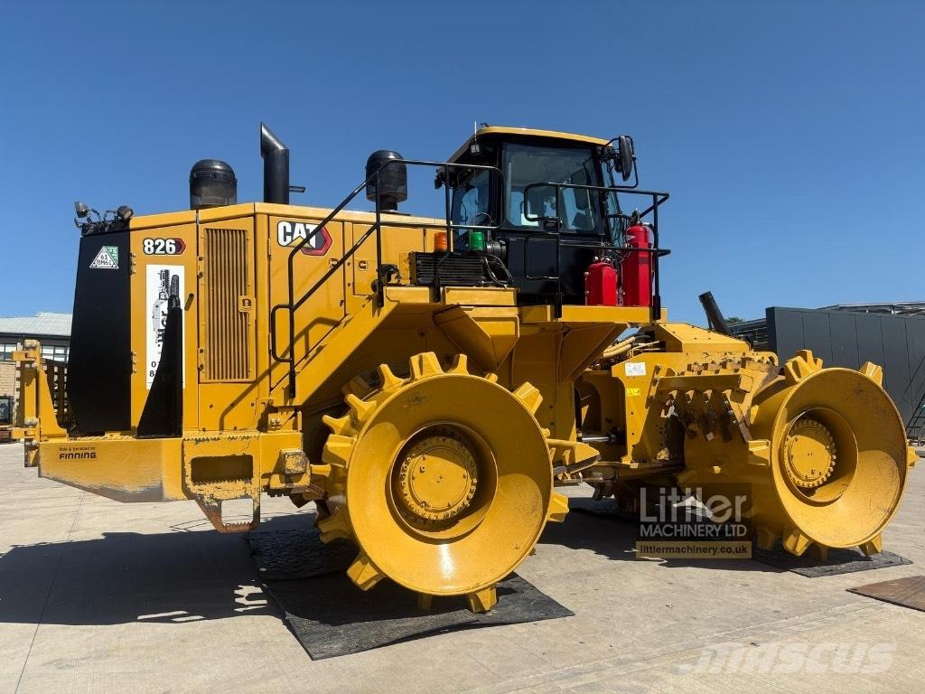 CAT 826 K Kompaktorji odpadkov