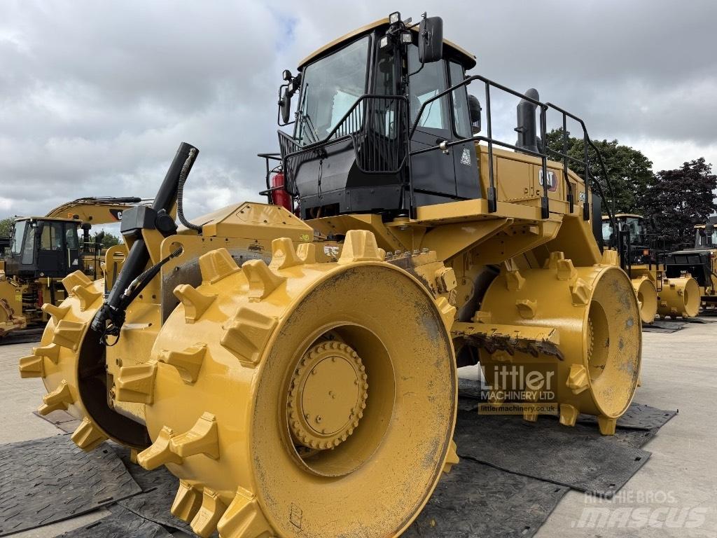 CAT 826 K Kompaktorji odpadkov