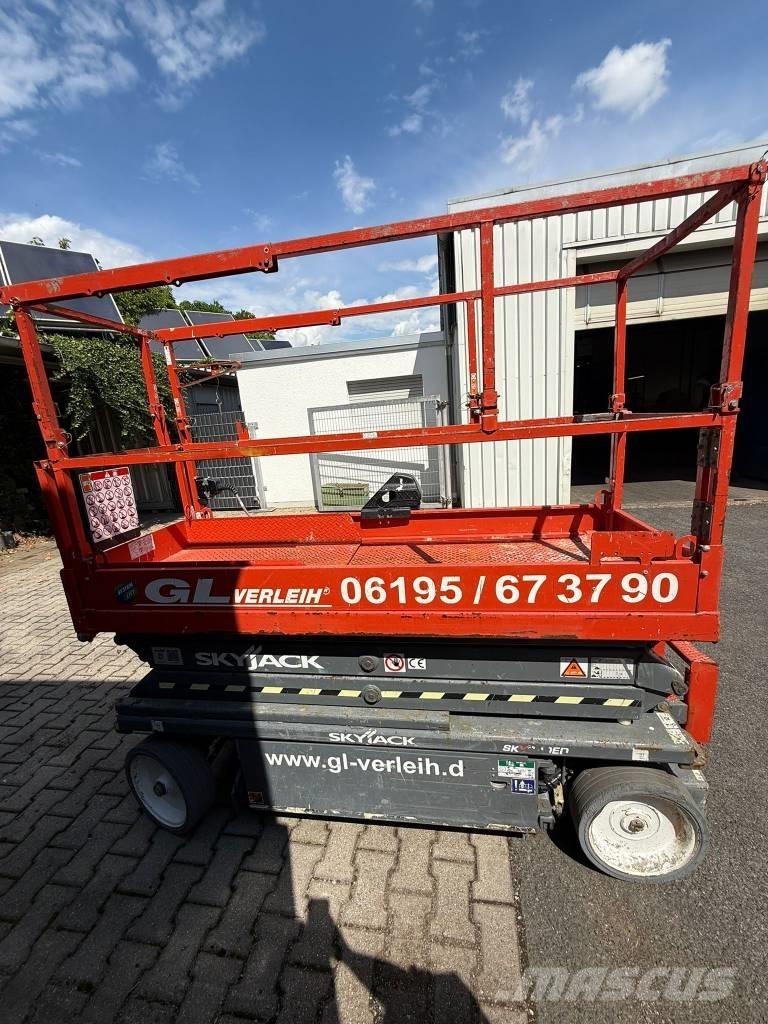 SkyJack SJ 3220 Škarjaste dvižne ploščadi