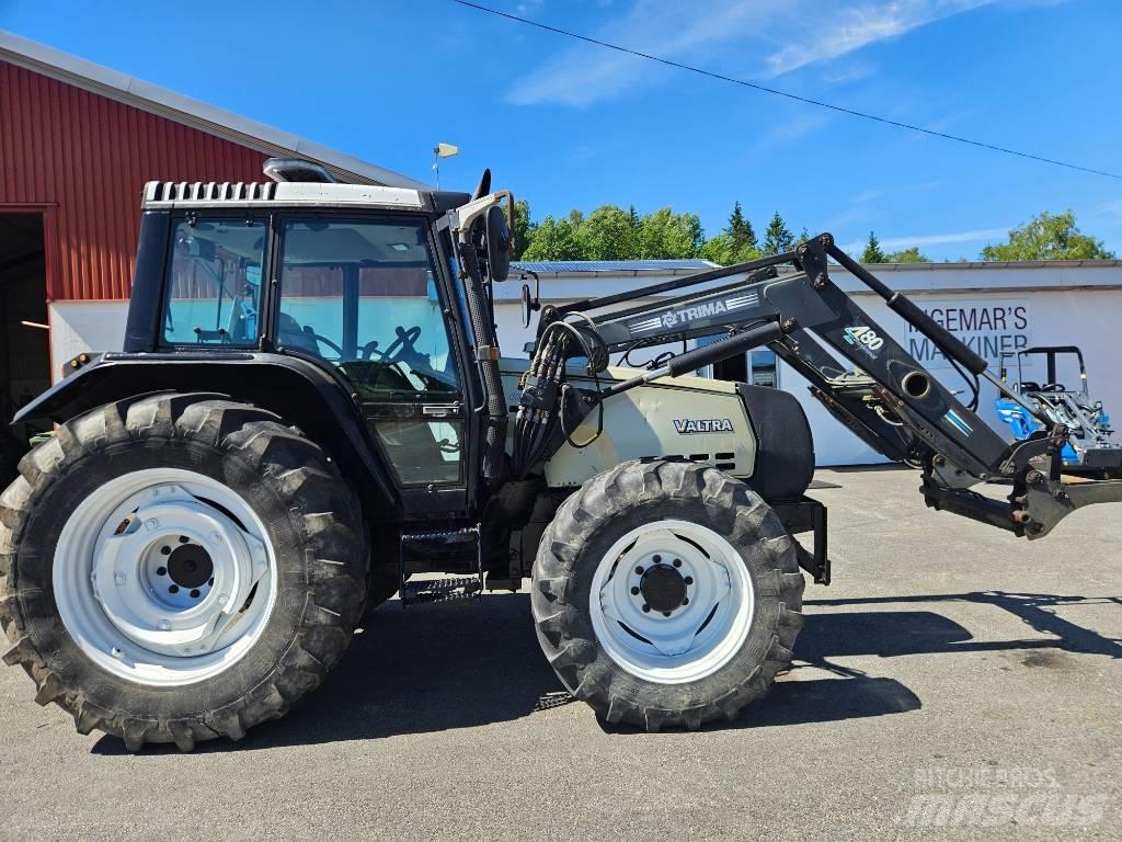 Valtra 6650 Traktorji