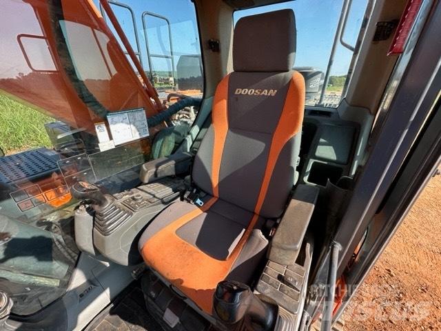 Doosan DX 350 LC-5 Bagri goseničarji