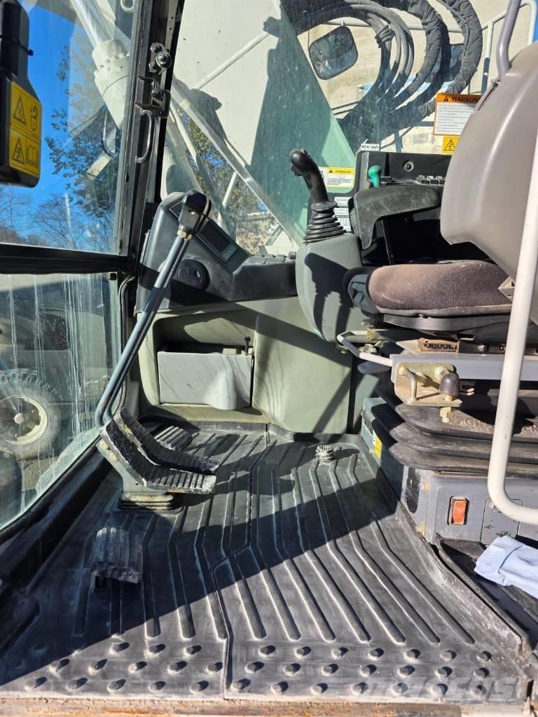 Takeuchi TB 2150 R Bagri goseničarji