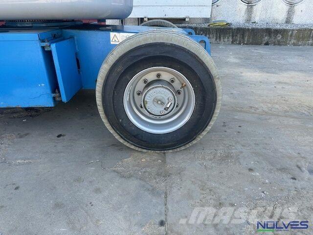 Genie Z45/25J Zglobne dvižne ploščadi