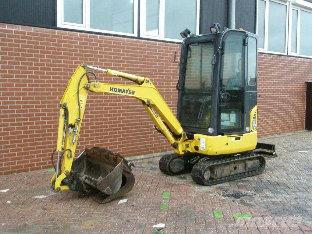 Komatsu PC16R-3HS Mini bagri <7t