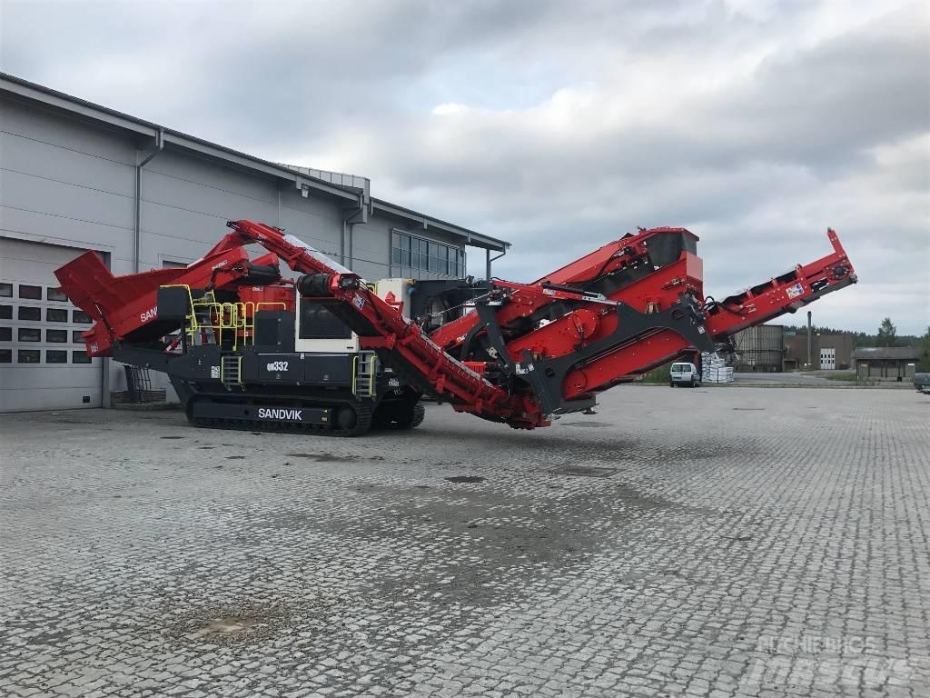 Sandvik QH 332 DDHS Mobilni drobilniki
