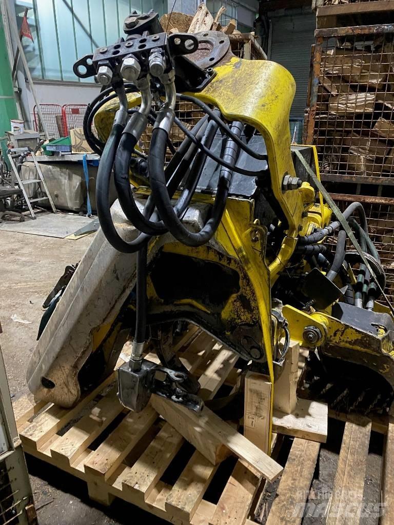 John Deere H 415 Glave za kombajne