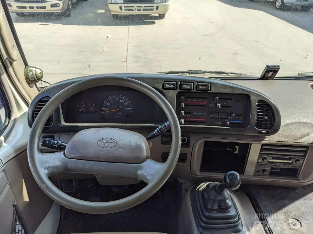 Toyota Coaster Bus Mini avtobusi