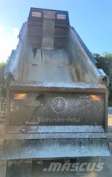 Mercedes-Benz 3951K Ne cestni demperji