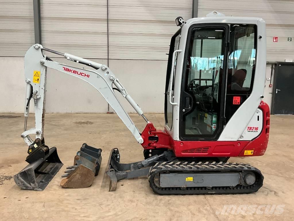 Takeuchi TB 216 Mini bagri <7t