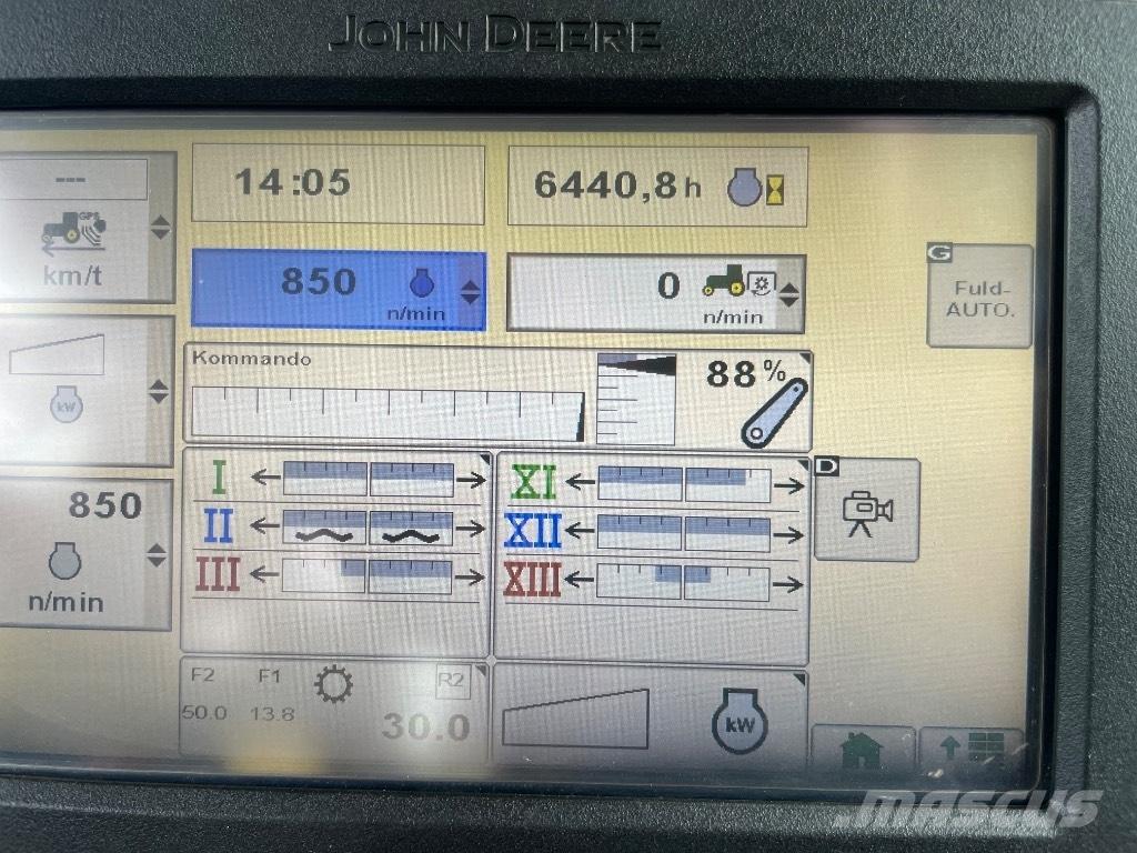 John Deere 6150R Traktorji