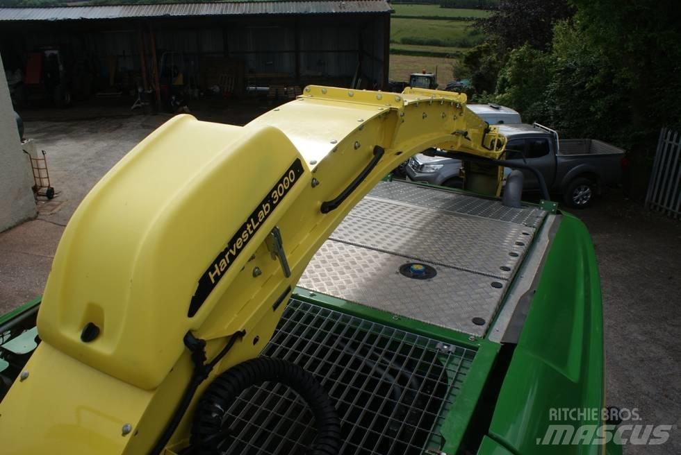 John Deere 8400 T Stroji za krmo na lastni pogon
