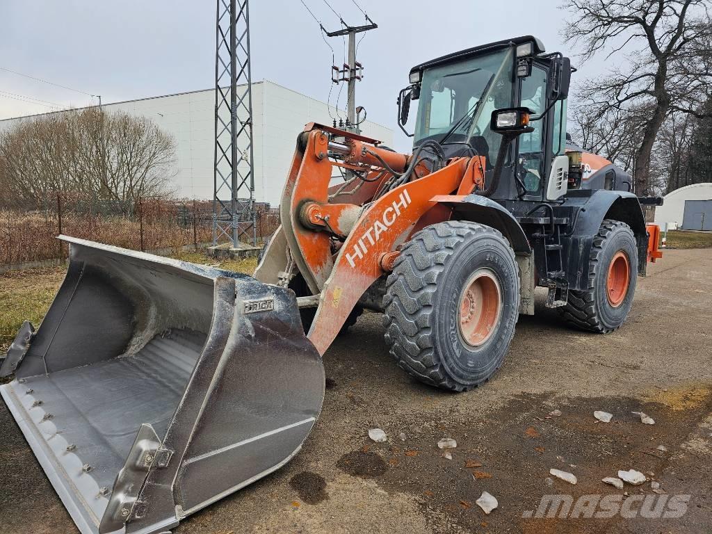 Hitachi ZW180-6 Kolesni nakladalci
