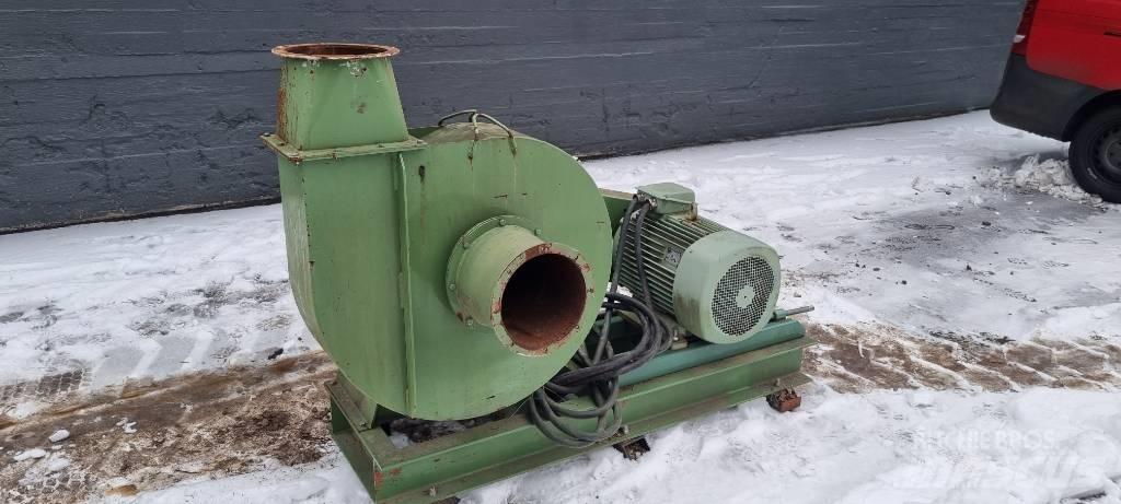  Siirtopuhallin 30 kW Transportni trakovi