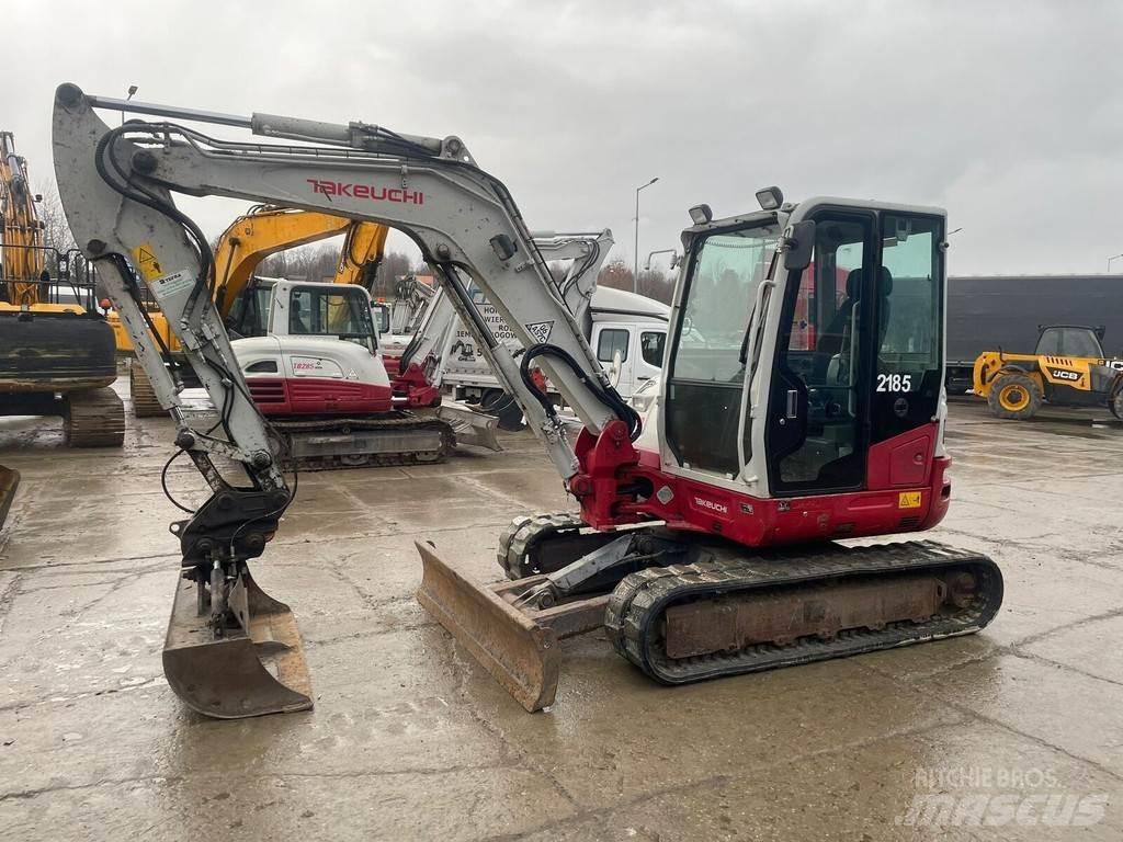 Takeuchi TB260 Mini bagri <7t