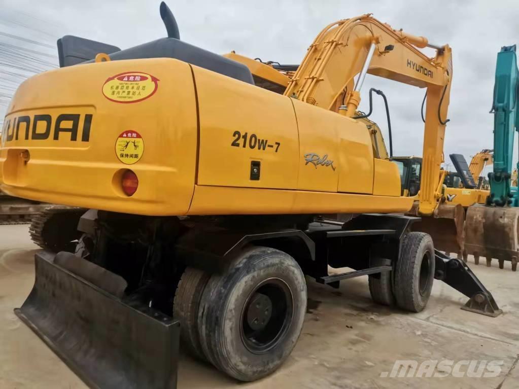 Hyundai 210-7 Bagri na kolesih