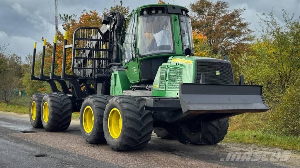 John Deere 1210 E Forwarderji